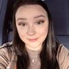 carliebree18